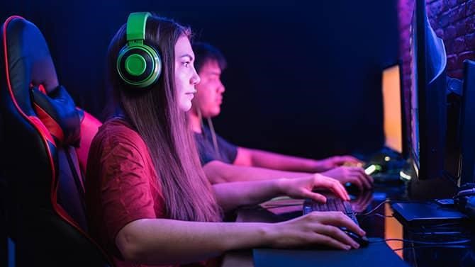 Gaming Online: Exploring the Thrills and Benefits of Virtual Entertainment